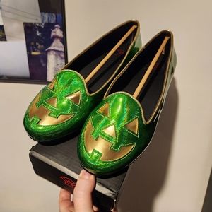 StrangeCvlt Lydia Flats